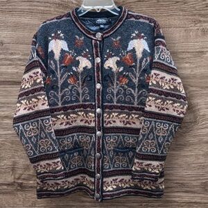 Women’s Icelandic Design Authentic Wool Button Up Sweater